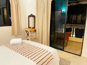 #1 Calamar House - Image 5