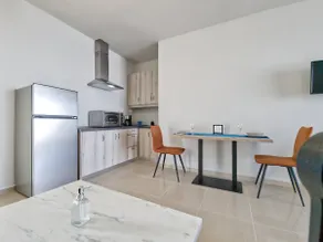 Epipleon Luxury Suites -105- Δωμάτιο 35τμ με βεράντα 35τμ μπροστά στη θάλασσα - Image 3