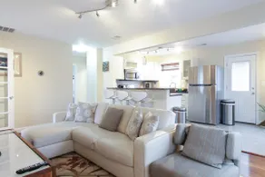 2 bd 1 bth near DC & Pentagon! 7082 - Image 4