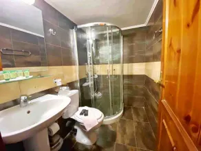Spacious boutique room. - Image 4