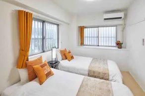 Deluxe 2 bedroom - Image 2