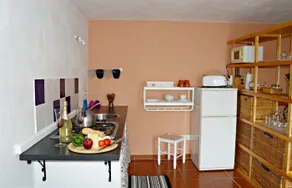 Vine Ridge Studio and Apartment - Image 5