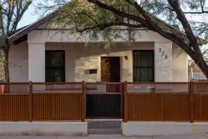 Central Luxury Home - Image 2