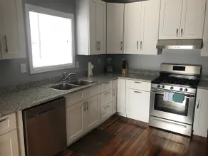 Maxine's Place - Vacation Rental - Image 5