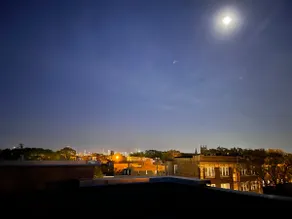 Greystone, 3500 sq ft, Rooftop Access, Sleeps 16 - Image 2