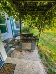 Farm house with vineyard views - Image 4