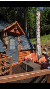 L'Écureuil, a romantic cabin with a view of nature - Image 3