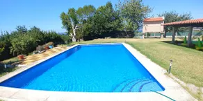 Chalet Bueu pool 350m from the beach and mountains - Image 3