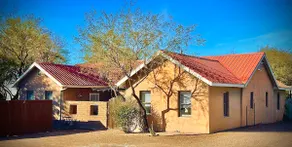 Quiet Adobe Sanctuary in Tucson’s Barrio Viejo - Image 2
