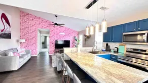 Flamingo home ~ Private Backyard | Pet Friendly - Image 4
