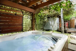 Private Sauna, cold plunge, Hot Tub and E-bikes - Image 3