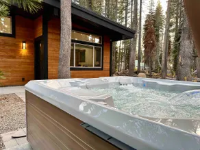 New|Luxury|Hottub|KidPetFriendly|Fireplace|EVchrg - Image 4