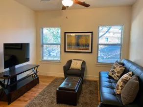 Lilly Pad Apartment in the Historic M Streets Area - Image 2