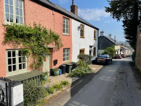 Sausage Cottage in Oakford Village 4 Bed Garden Local Pub - Image 3