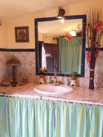 Charming centenary house - Image 5