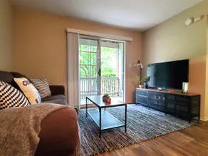 Pond View, Washer Dryer, Non Smoking, Pet Free - Image 5