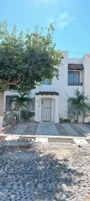 House with 3 bedrooms, access to pool - Image 5