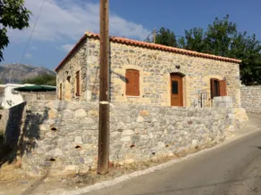 Traditional stone house 100m beach - Image 3