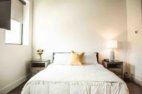 The Lofts Suite #25 Hill Street - Queen Bedroom - Image 2