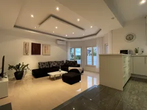 Villa Apricot - Image 3