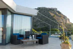 Penthouse with wonderful view in Nafplio - Image 3