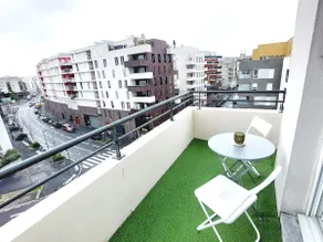 Cozy Home 1 - Spacious 3P + Parking - 30 min Paris - Image 3