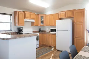 Newly-Remodeled 2 bed home 5 minutes from Antelope - Image 4