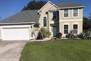 Gorgeous Executive Home on Pond *5 beds* - Image 2