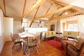 Light Airy Spacious Retreat Between Santa Fe Taos - Image 2