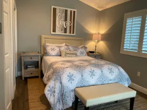Suite Outlook-Upstairs unit with Spectacular views - Image 3
