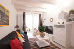 Happy House - Image 4