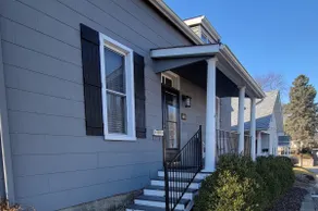 Historic Bungalow - Image 3