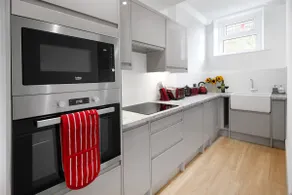 Macatsim Ocean Outlook ★ Sea Views ★ 3 Bed Flat ★ - Image 3