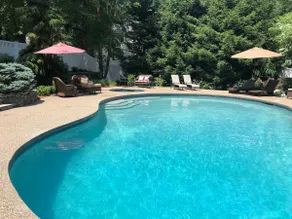 Spacious home w/pool 20 min from Boston/Foxboro! - Image 2