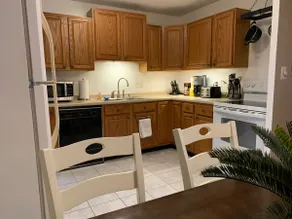 Affordable 3BR Near Penn State | Sleeps 8 - Image 4