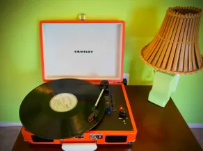 Mid Century Apartment (1960’s Time Capsule!) - Image 5