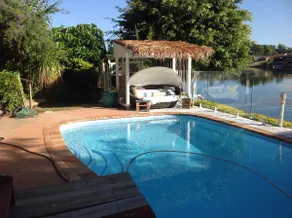 The Lake House Cottage - Image 3