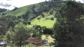 Paradise on the Farm! Wi-Fi (Fiber) and Fireplace. - Image 4