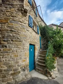 Charming cozy stone house near Millau - Image 3