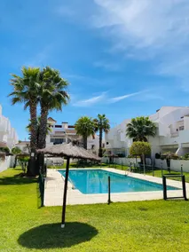 Modern apartment in La Hacienda Golf · WiFi + A/A - Image 2