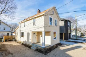 4BR w/ Hot Tub + Patio | Walk to German Village - Image 5