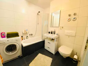 Central Apartment with balcony in Berlin-Mitte - Image 5