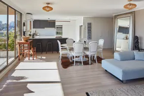 Renovated Designer Apt, white washed floors - Image 5