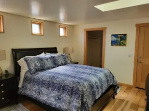 Noyo Harbor Hideaway-Just steps from the Ocean - Image 3