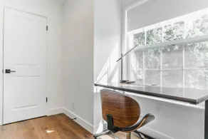 ✪ Remodeled 3BR Townhome ✪ with Modern Amenities ✪ - Image 5