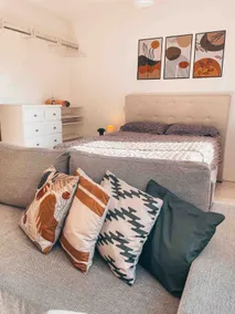 Central apartment, furnished, private, with garage - Image 5