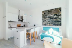 A Jewel of Lake View - Image 2