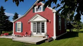 The Country Decorator Holly House - Image 2