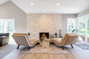 Tranquility in this beautiful modern Laguna home - Image 5
