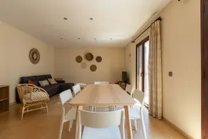 ★ CoastalVillas - Apt Lluna, ★ parking & AC - Image 5